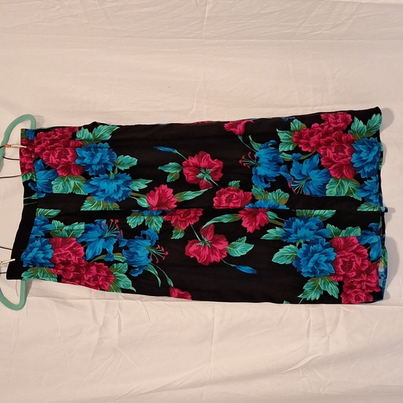 Vintage black floral California Krush a line skirt size medium - Picture 7 of 7